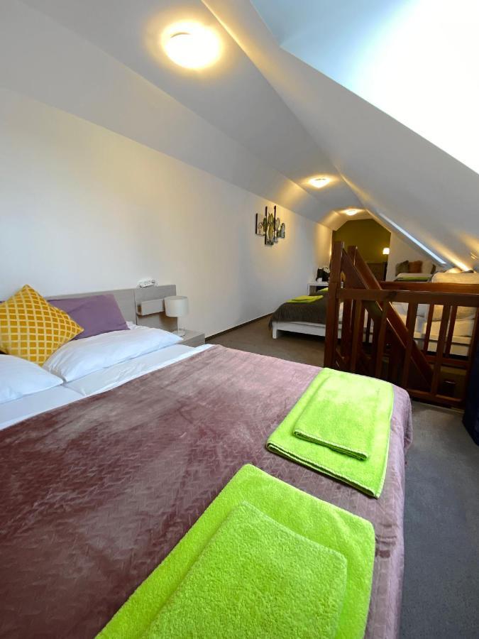 Apartman Tulanie 62 Kamzik Donovaly 2 Izbovy Mezonet Deluxe Parkovanie V Podzemnej Garazi Zdarma Exteriör bild